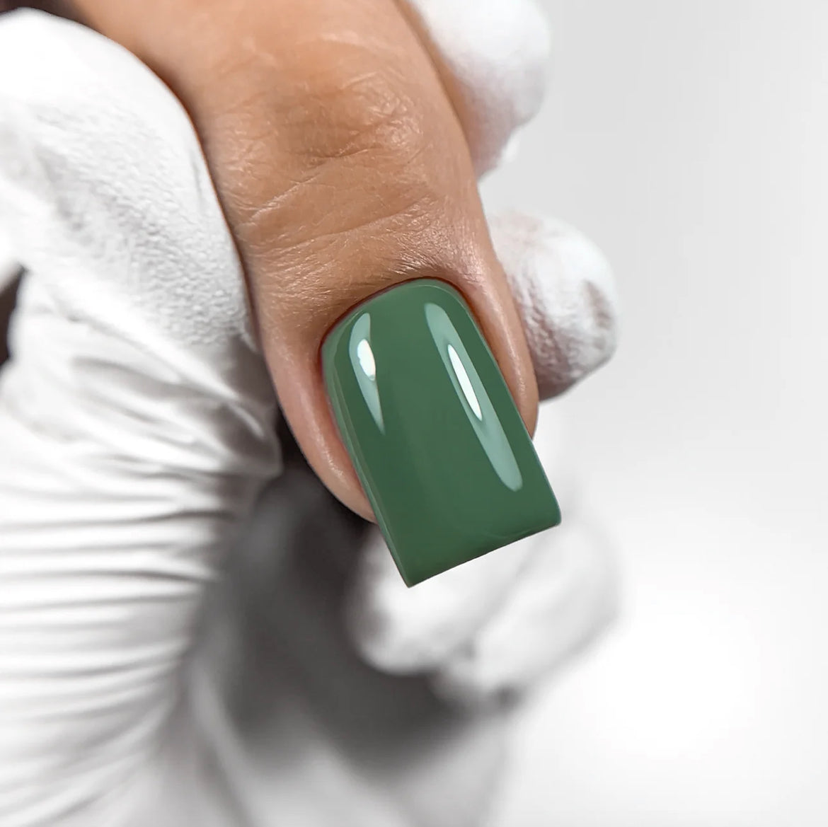 Gel polish, Leaves